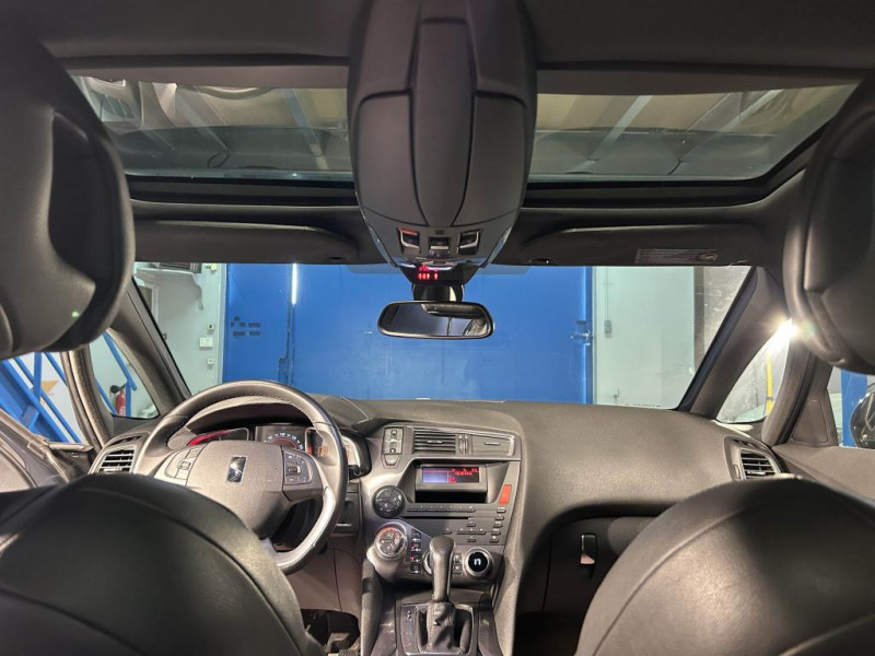 Photo 21 de l'offre de CITROEN DS5 1.6 THP 156 So Chic BVA à 14490€ chez MKP Distribution