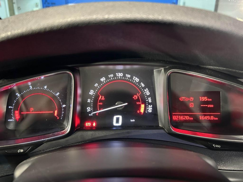 Photo 11 de l'offre de CITROEN DS5 1.6 THP 156 So Chic BVA à 14490€ chez MKP Distribution