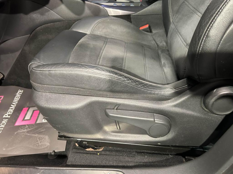 Photo 26 de l'offre de CITROEN DS5 1.6 THP 156 So Chic BVA à 14490€ chez MKP Distribution