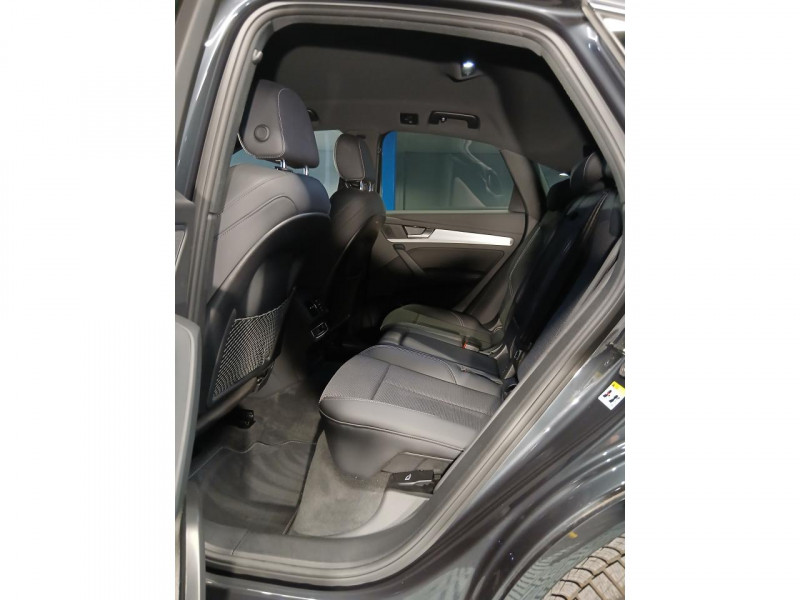 Photo 14 de l'offre de AUDI Q5 Sportback 50 TFSIe 299 S tronic 7 Quattro S-Line TVA à 46990€ chez MKP Distribution