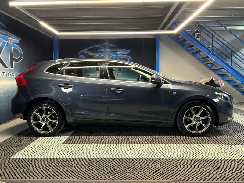 Photo 6 de l'offre de VOLVO V40  2.0 D2 120 OCEAN RACE à 13490€ chez MKP Distribution