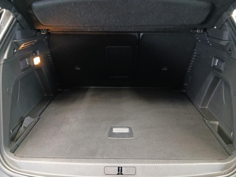 Photo 13 de l'offre de PEUGEOT 3008 1.5 BlueHDi 130 GT Pack BVA à 25990€ chez MKP Distribution