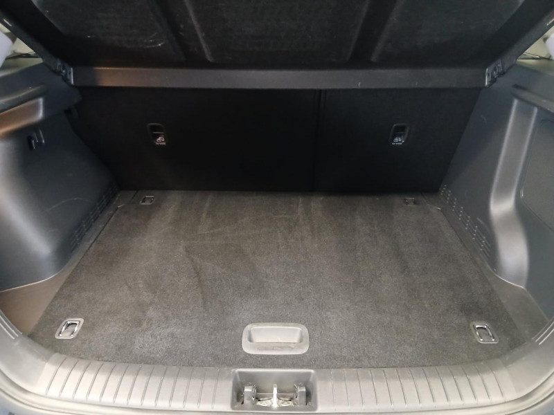 Photo 8 de l'offre de HYUNDAI KONA 1.0 T-GDi 120  Creative BVM à 12990€ chez MKP Distribution