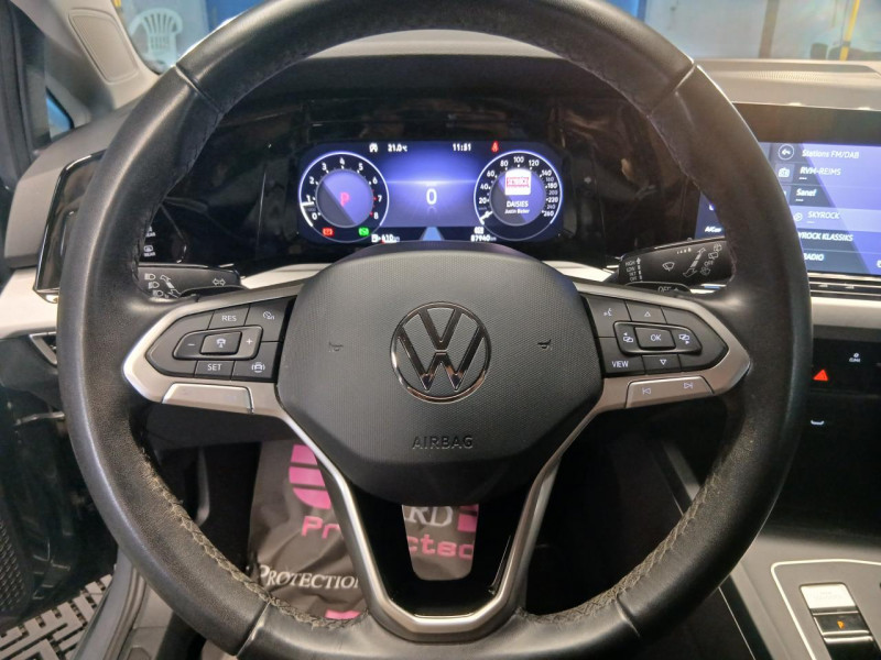 Photo 11 de l'offre de VOLKSWAGEN GOLF  1.5  TFSi 150 Life DSG - TVA à 22990€ chez MKP Distribution