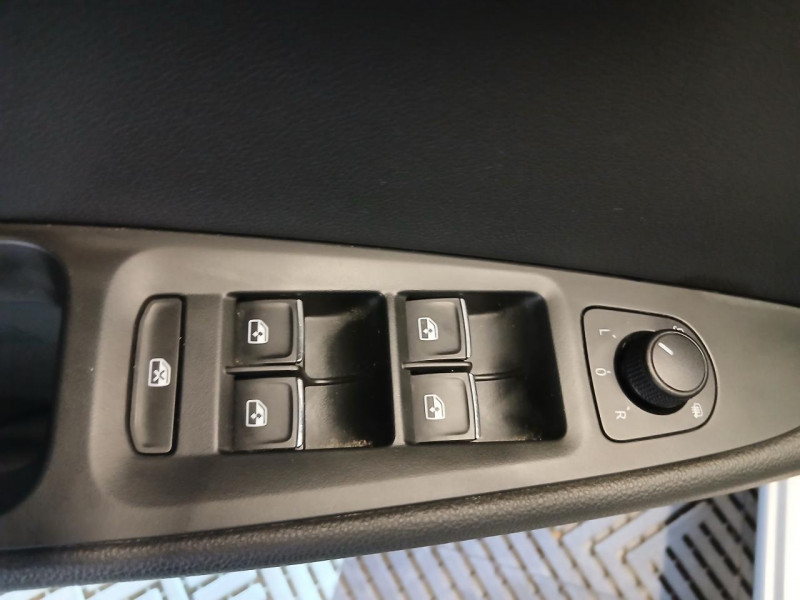 Photo 31 de l'offre de SEAT LEON 1.5 TSI ACT 150  Xcellence BVM à 15990€ chez MKP Distribution