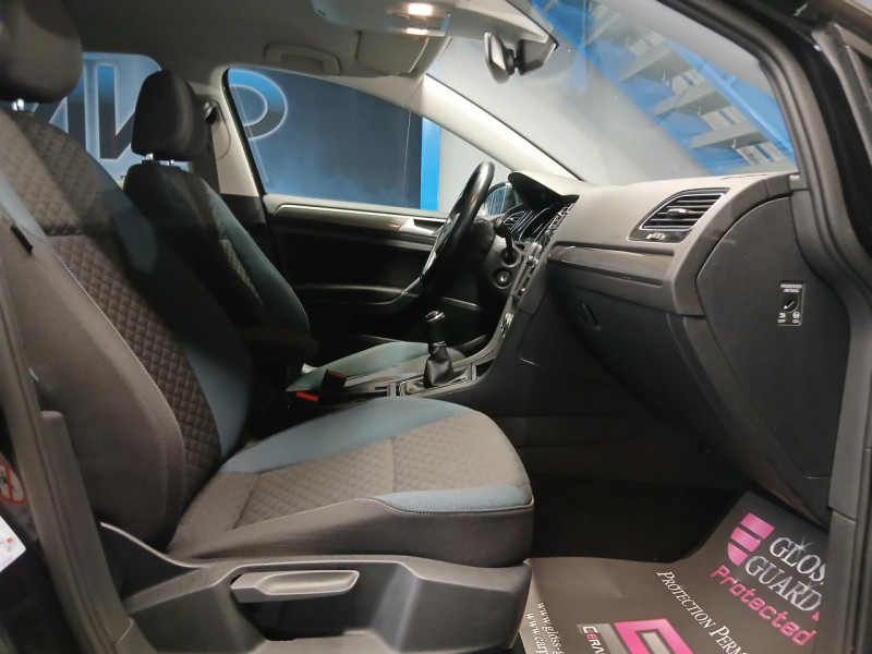 Photo 22 de l'offre de VOLKSWAGEN GOLF 1.0 TSI 115 iQ Drive BVM à 14990€ chez MKP Distribution