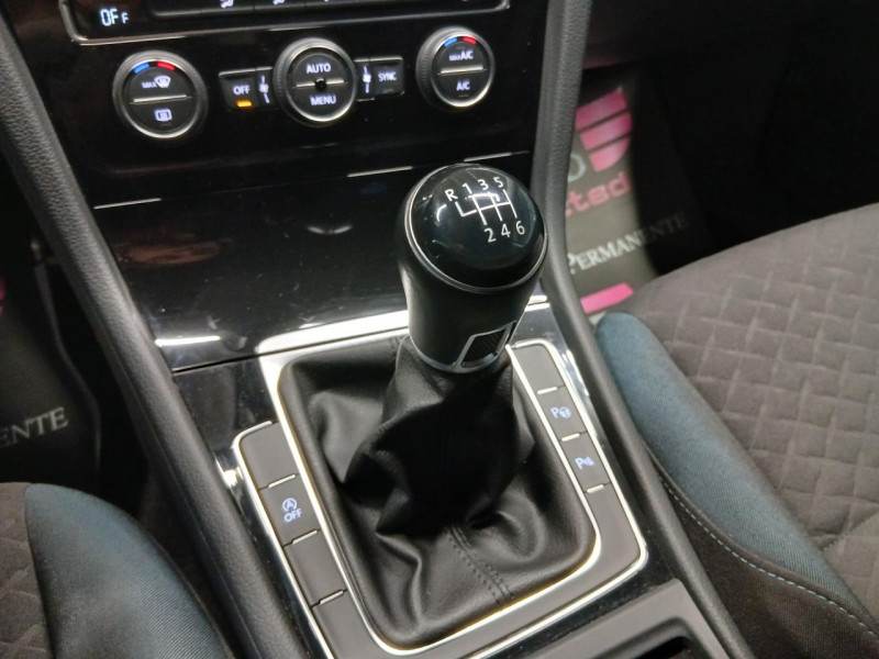 Photo 28 de l'offre de VOLKSWAGEN GOLF 1.0 TSI 115 iQ Drive BVM à 14990€ chez MKP Distribution