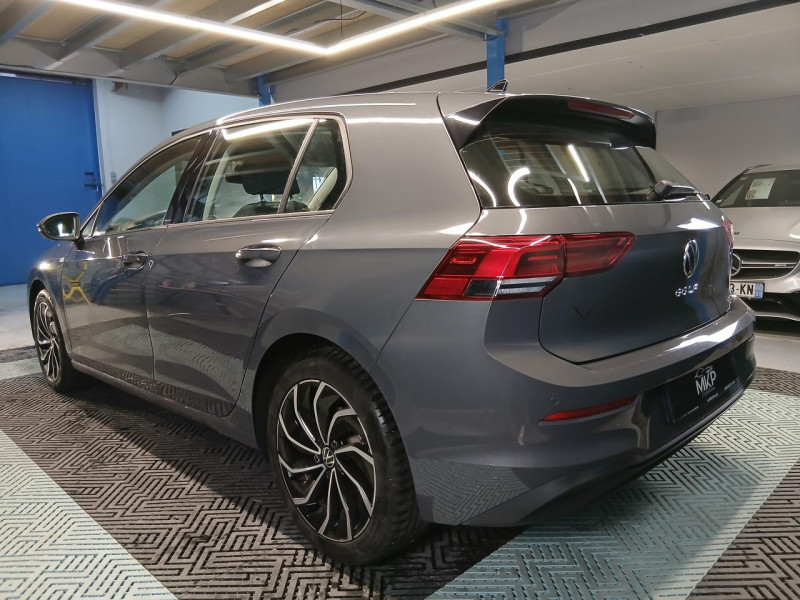 Photo 7 de l'offre de VOLKSWAGEN GOLF  1.5  TFSi 150 Life DSG - TVA à 23990€ chez MKP Distribution