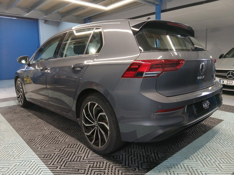 Photo 3 de l'offre de VOLKSWAGEN GOLF  1.5  TFSi 150 Life DSG - TVA à 24990€ chez MKP Distribution