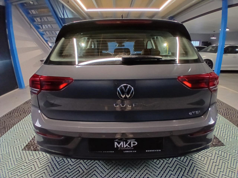 Photo 3 de l'offre de VOLKSWAGEN GOLF  1.5  TFSi 150 Life DSG - TVA à 23990€ chez MKP Distribution