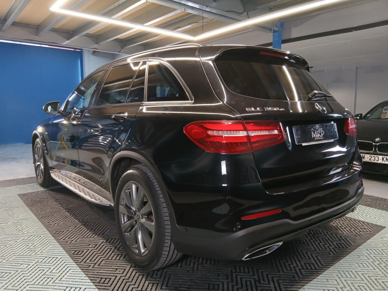 Photo 4 de l'offre de MERCEDES-BENZ CLASSE GLC GLC 350 e 7G-Tronic Plus  Fascination 4-Matic  à 25490€ chez MKP Distribution