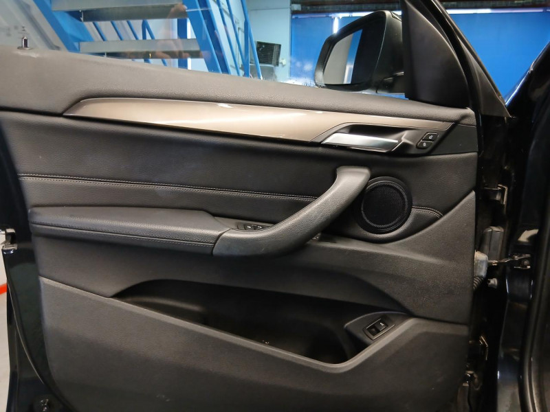 Photo 39 de l'offre de BMW X1 1.5 sDrive 18i 136 xLine BVA à 20490€ chez MKP Distribution