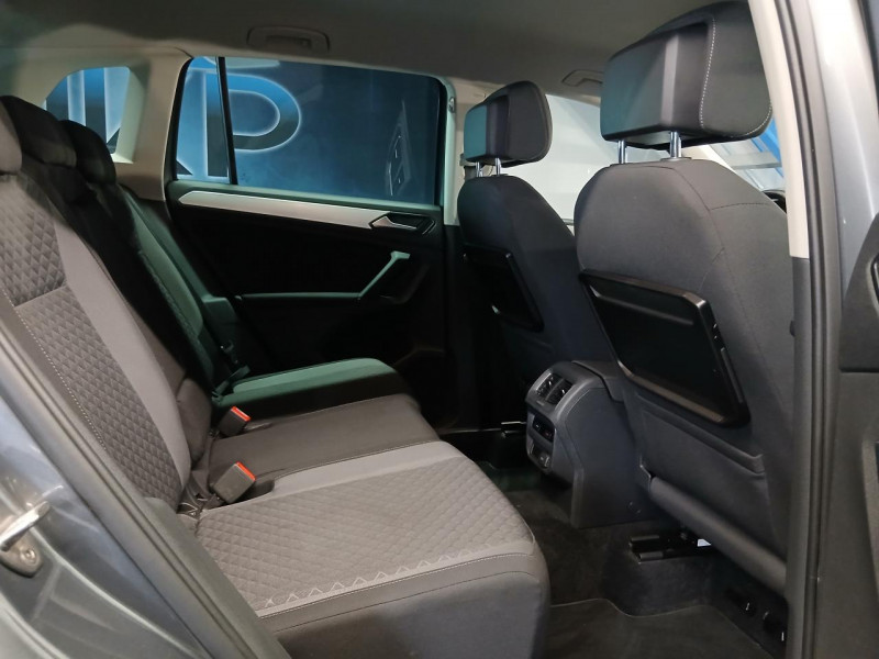 Photo 20 de l'offre de VOLKSWAGEN TIGUAN 1.4 TSI ACT 150  ConfortLine BVM  à 19490€ chez MKP Distribution