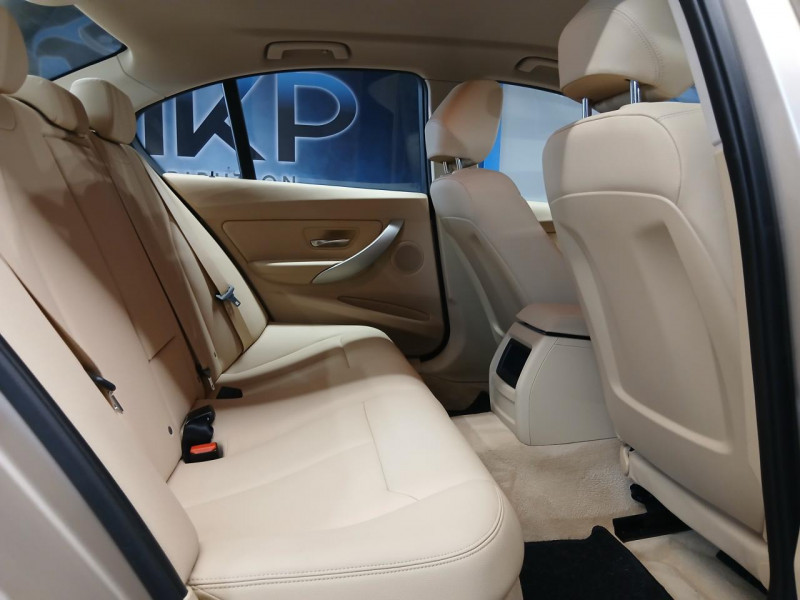 Photo 18 de l'offre de BMW SERIE 3 316i 136 F30 Lounge BVA à 16990€ chez MKP Distribution