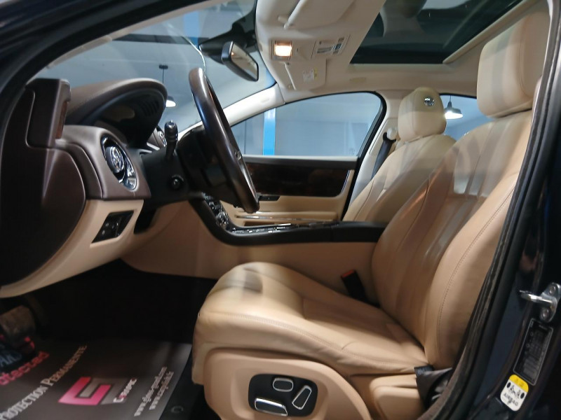 Photo 19 de l'offre de JAGUAR XJ  V6 3.0 275 Diesel S Portfolio BVA à 23990€ chez MKP Distribution