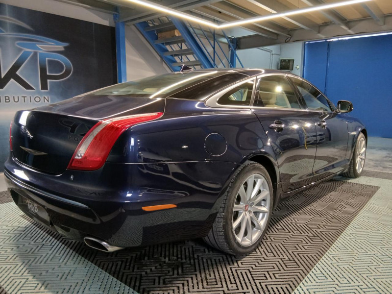 Photo 5 de l'offre de JAGUAR XJ  V6 3.0 275 Diesel S Portfolio BVA à 23990€ chez MKP Distribution