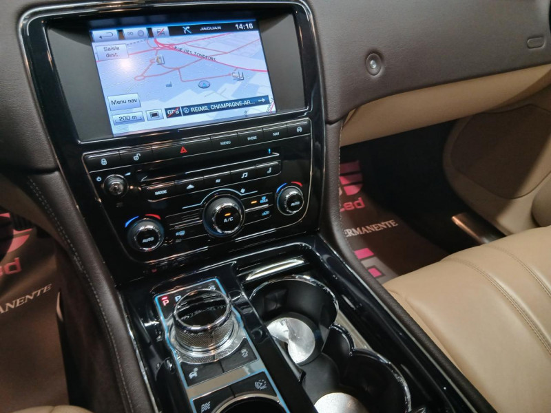 Photo 33 de l'offre de JAGUAR XJ  V6 3.0 275 Diesel S Portfolio BVA à 23990€ chez MKP Distribution