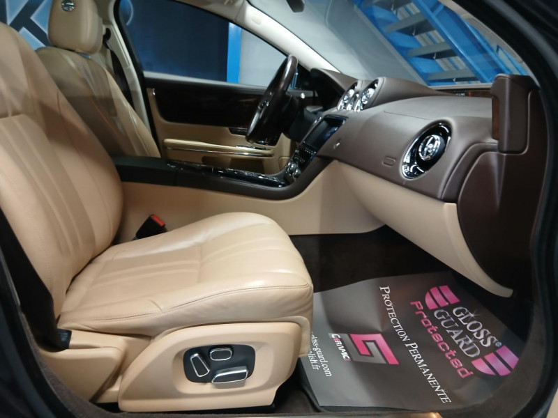 Photo 20 de l'offre de JAGUAR XJ  V6 3.0 275 Diesel S Portfolio BVA à 23990€ chez MKP Distribution