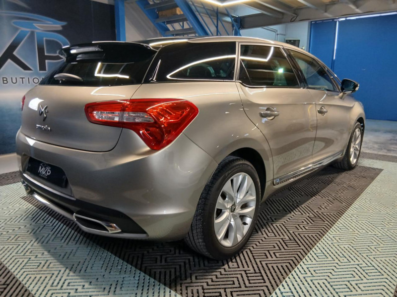Photo 5 de l'offre de CITROEN DS5 EXECUTIVE 2.0 HDi 163 Executive BVM à 13990€ chez MKP Distribution