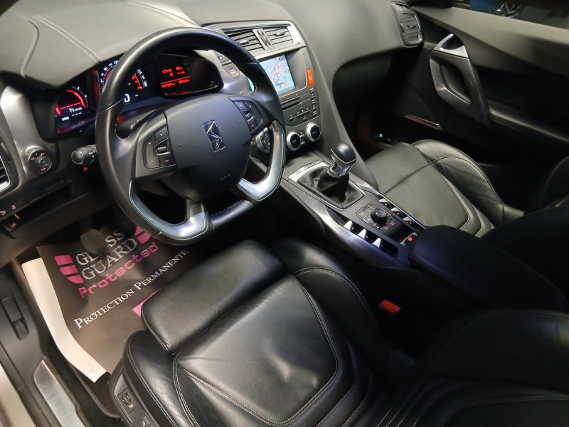 Photo 25 de l'offre de CITROEN DS5 EXECUTIVE 2.0 HDi 163 Executive BVM à 13990€ chez MKP Distribution
