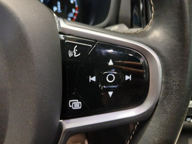 Photo 11 de l'offre de VOLVO V60 B4 197 Geartronic 8 R DESIGN à 29990€ chez MKP Distribution