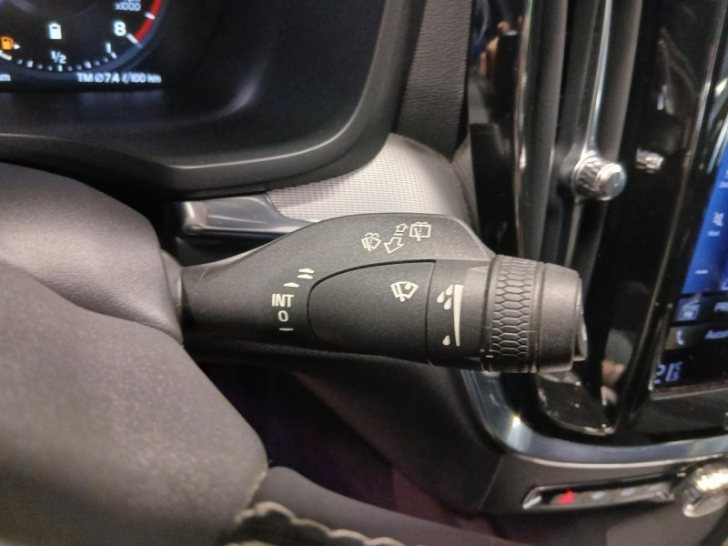 Photo 13 de l'offre de VOLVO V60 B4 197 Geartronic 8 R DESIGN à 29990€ chez MKP Distribution