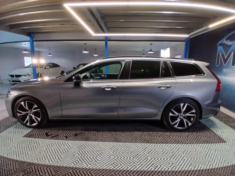 Photo 2 de l'offre de VOLVO V60 B4 197 Geartronic 8 R DESIGN à 29990€ chez MKP Distribution