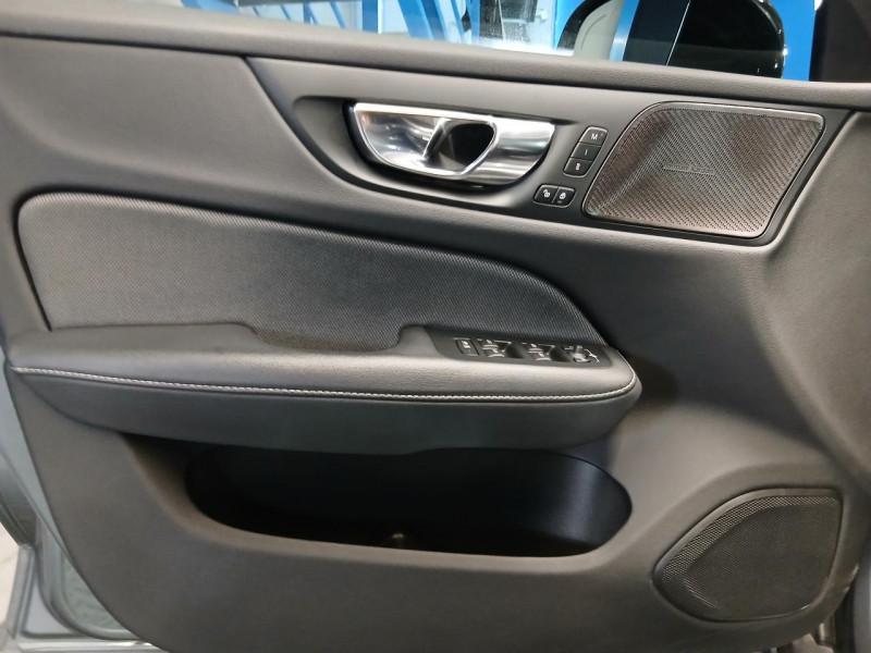 Photo 34 de l'offre de VOLVO V60 B4 197 Geartronic 8 R DESIGN à 29990€ chez MKP Distribution