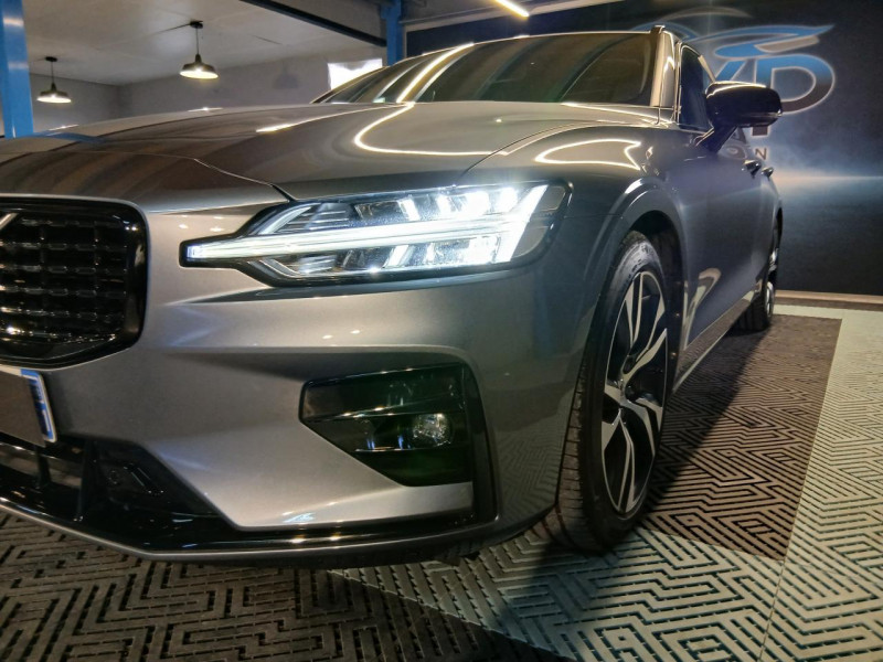 Photo 44 de l'offre de VOLVO V60 B4 197 Geartronic 8 R DESIGN à 29990€ chez MKP Distribution
