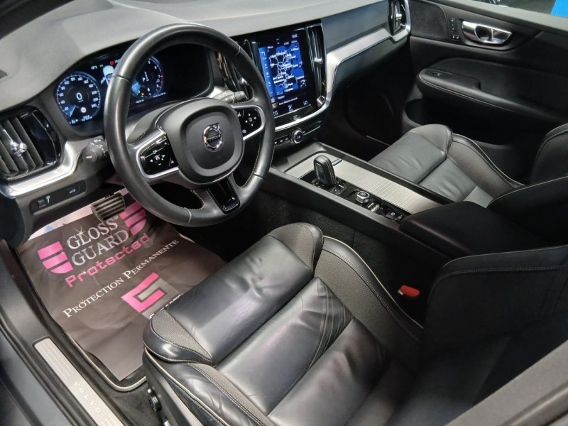 Photo 22 de l'offre de VOLVO V60 B4 197 Geartronic 8 R DESIGN à 29990€ chez MKP Distribution