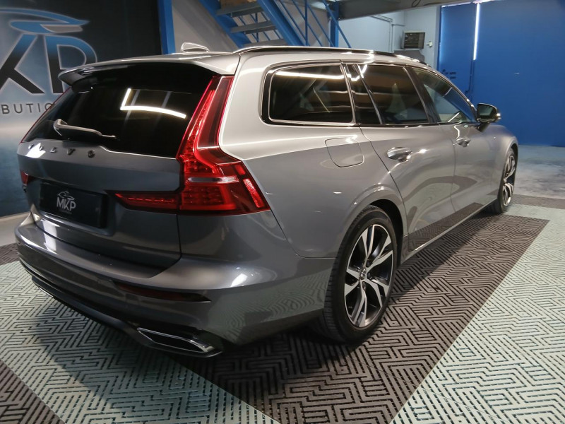 Photo 5 de l'offre de VOLVO V60 B4 197 Geartronic 8 R DESIGN à 29990€ chez MKP Distribution