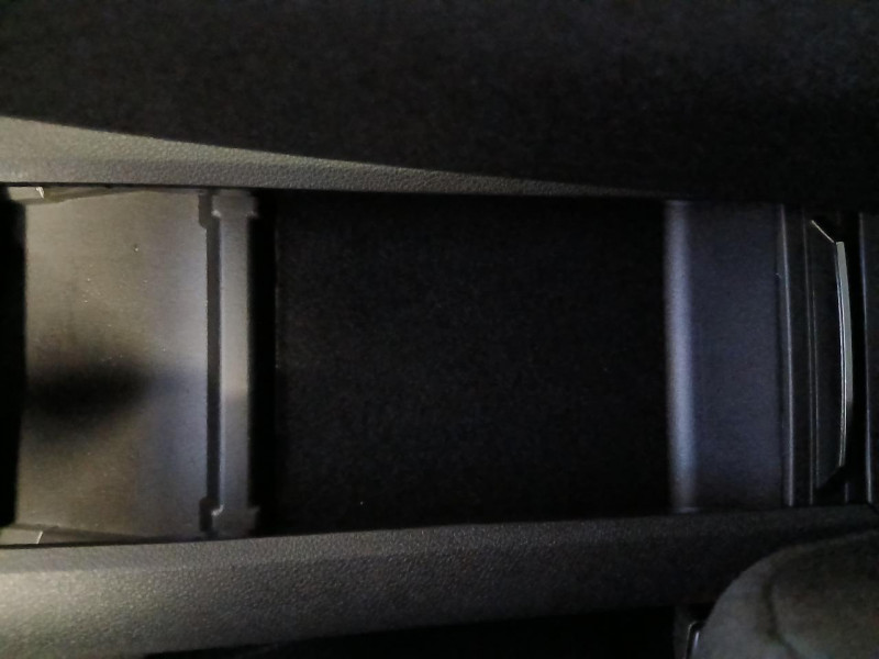 Photo 28 de l'offre de PEUGEOT RIFTER Standard 1.5  BlueHDi 130 EAT8 GT Line à 24990€ chez MKP Distribution