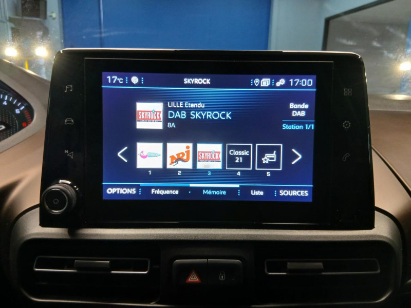 Photo 25 de l'offre de PEUGEOT RIFTER Standard 1.5  BlueHDi 130 EAT8 GT Line à 24990€ chez MKP Distribution