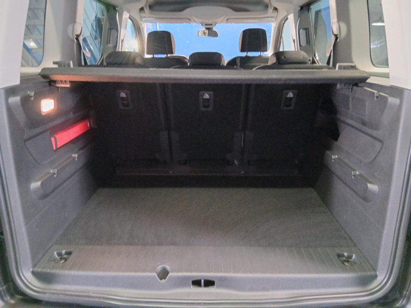 Photo 9 de l'offre de PEUGEOT RIFTER Standard 1.5  BlueHDi 130 EAT8 GT Line à 24990€ chez MKP Distribution