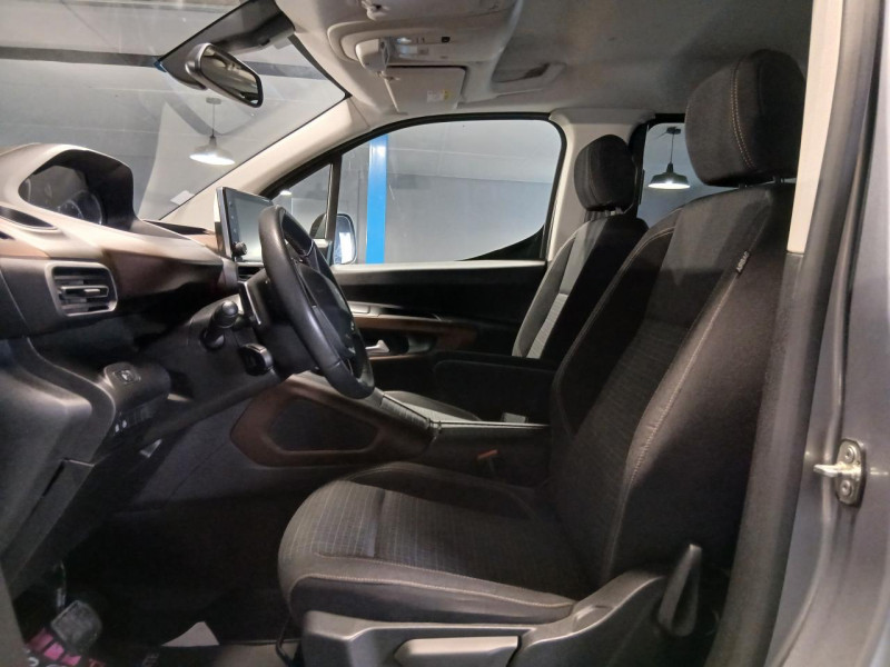 Photo 13 de l'offre de PEUGEOT RIFTER Standard 1.5  BlueHDi 130 EAT8 GT Line à 24990€ chez MKP Distribution
