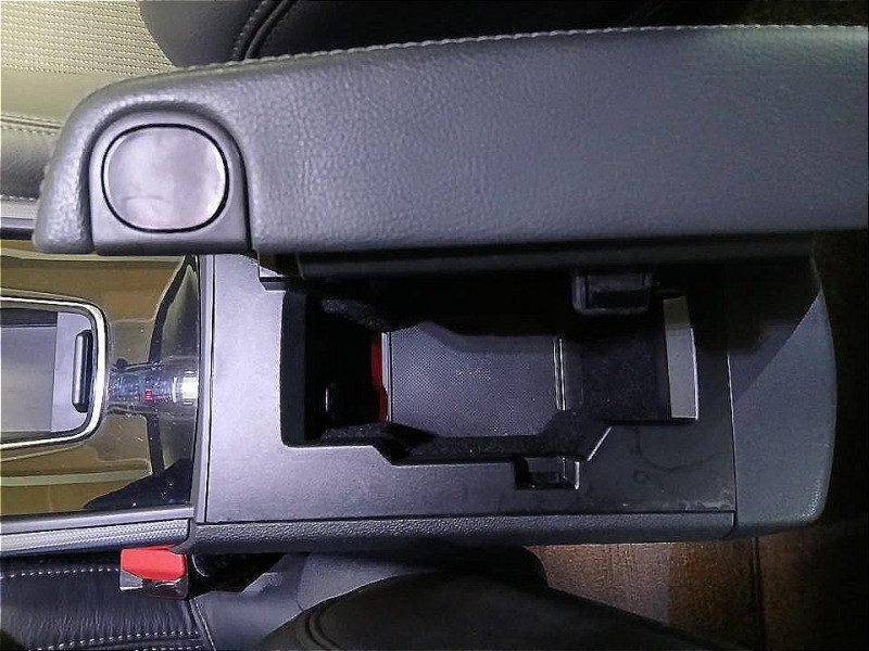 Photo 39 de l'offre de PEUGEOT 508 1.6 BlueHDi 120 EAT6  Allure à 13490€ chez MKP Distribution