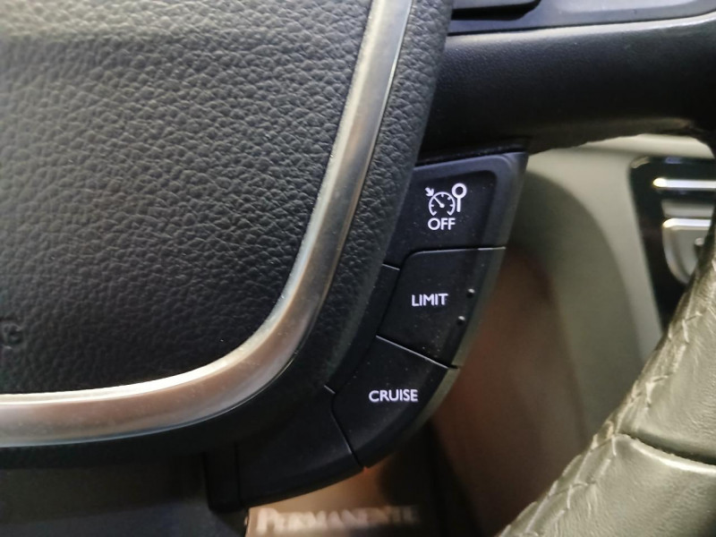 Photo 21 de l'offre de PEUGEOT 508 1.6 BlueHDi 120 EAT6  Allure à 13490€ chez MKP Distribution