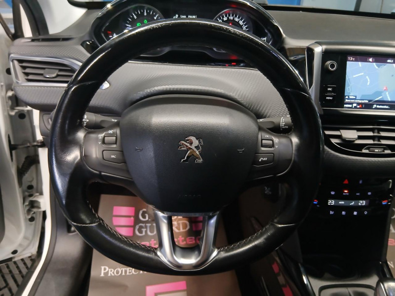 Photo 19 de l'offre de PEUGEOT 2008  1.6 BlueHDi 100 ALLURE BVM à 10990€ chez MKP Distribution
