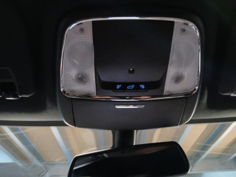 Photo 37 de l'offre de JEEP GRAND CHEROKEE  V6 3.0 CRD 250 4WD Limited BVA à 20990€ chez MKP Distribution