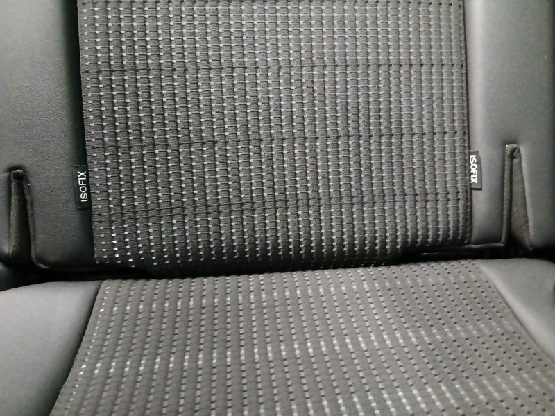 Photo 35 de l'offre de PEUGEOT 2008  1.6 BlueHDi 100 ALLURE BVM à 10990€ chez MKP Distribution