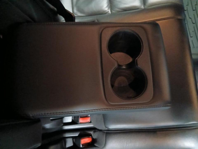 Photo 40 de l'offre de JEEP GRAND CHEROKEE  V6 3.0 CRD 250 4WD Limited BVA à 20990€ chez MKP Distribution