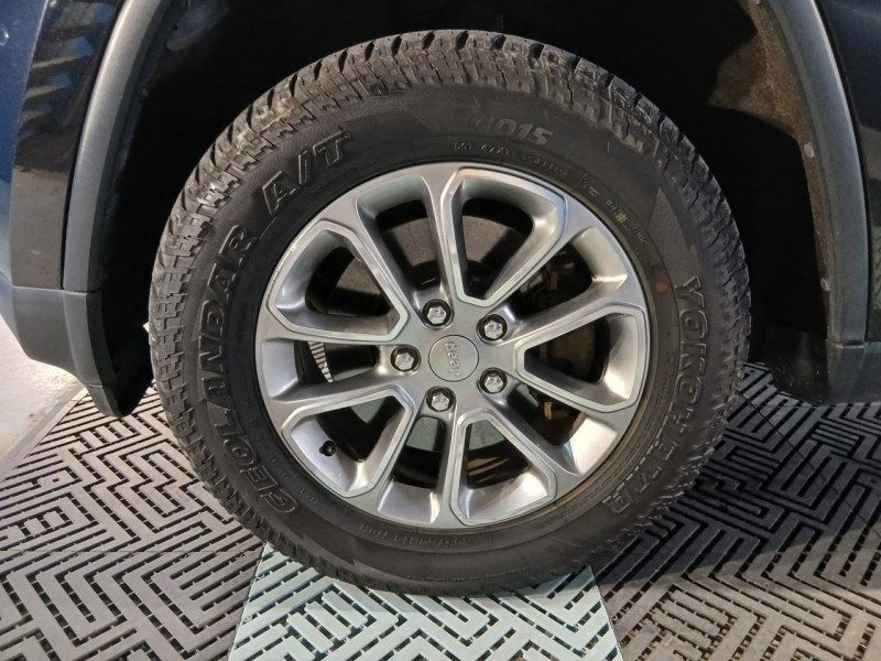 Photo 30 de l'offre de JEEP GRAND CHEROKEE  V6 3.0 CRD 250 4WD Limited BVA à 20990€ chez MKP Distribution