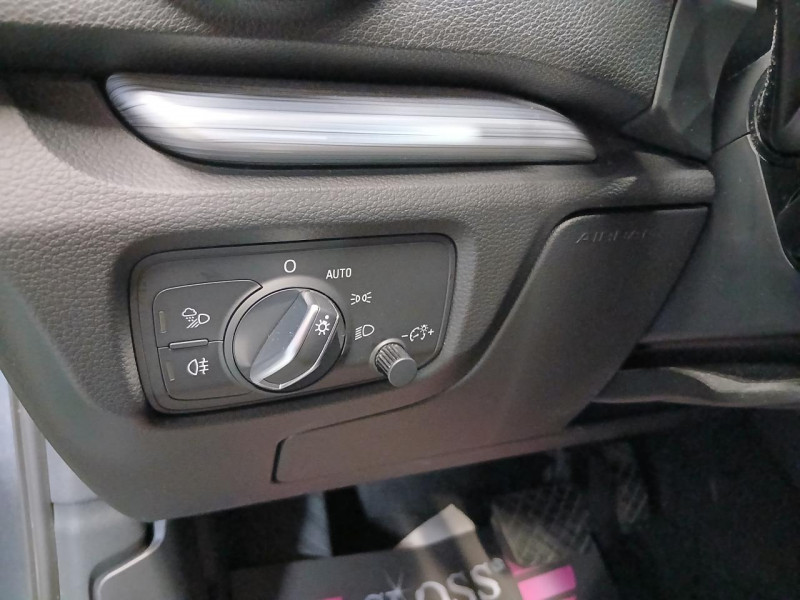 Photo 33 de l'offre de AUDI A3 SPORTBACK 1.5 35 TFSI 150 S tronic Sport à 17490€ chez MKP Distribution