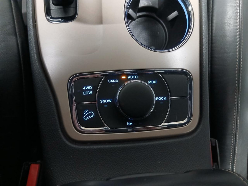 Photo 32 de l'offre de JEEP GRAND CHEROKEE  V6 3.0 CRD 250 4WD Limited BVA à 20990€ chez MKP Distribution