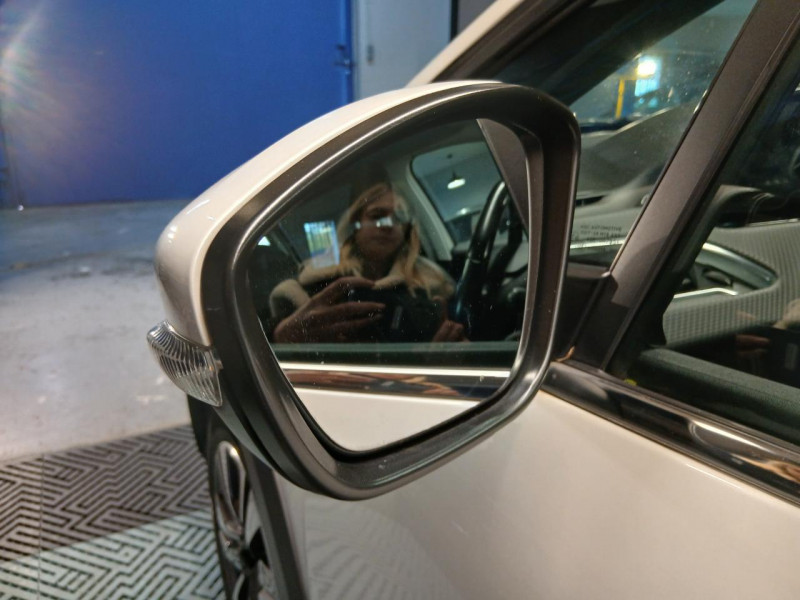 Photo 39 de l'offre de PEUGEOT 2008  1.6 BlueHDi 100 ALLURE BVM à 10990€ chez MKP Distribution