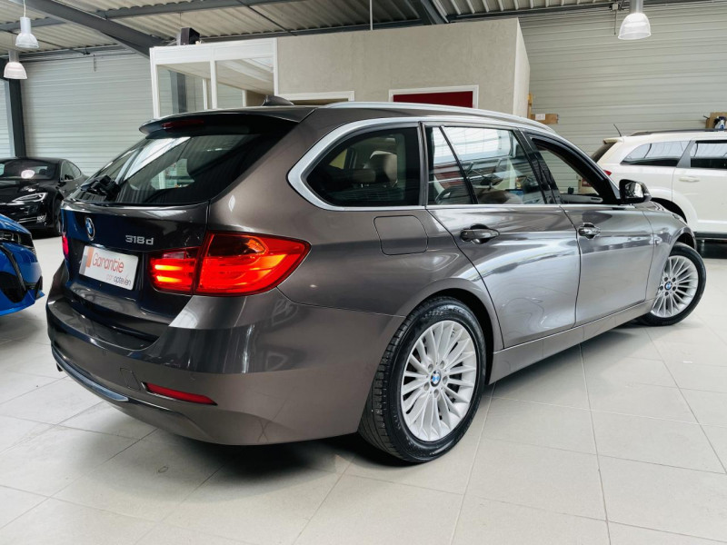 Photo 19 de l'offre de BMW serie 3 touring 318d 143 ch F31 Luxury BVA8 à 12990€ chez Occasions Champenoises