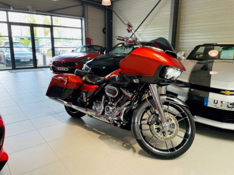 Photo 3 de l'offre de HARLEY DAVIDSON ROAD GLIDE CVO 1923 ABS à 29990€ chez Occasions Champenoises