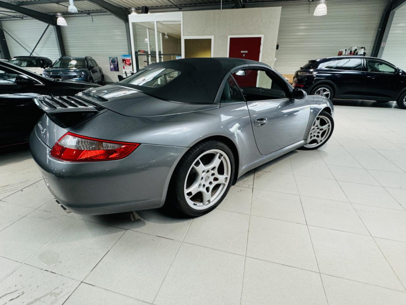 Photo 20 de l'offre de PORSCHE 911 997 Carrera S CABRIOLET 3.8 355 BVA   à 56990€ chez Occasions Champenoises