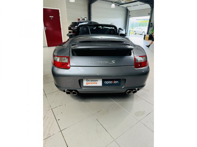 Photo 17 de l'offre de PORSCHE 911 997 Carrera S CABRIOLET 3.8 355 BVA   à 56990€ chez Occasions Champenoises