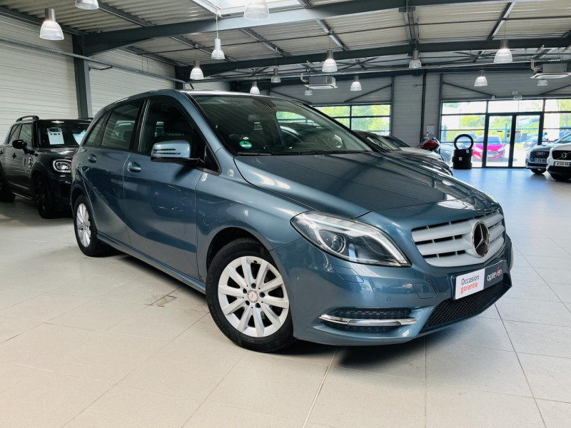 Mercedes-Benz CLASSE B 200 BlueEFFICIENCY DESIGN 7-G DCT ESSENCE Gris métallisé Occasion à vendre